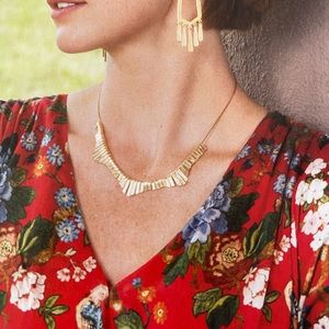 Noonday collection scalloped necklace